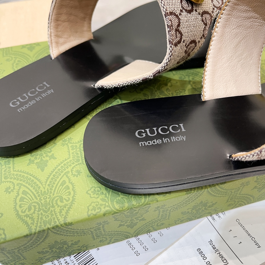 Gvc*1 Slippers 01