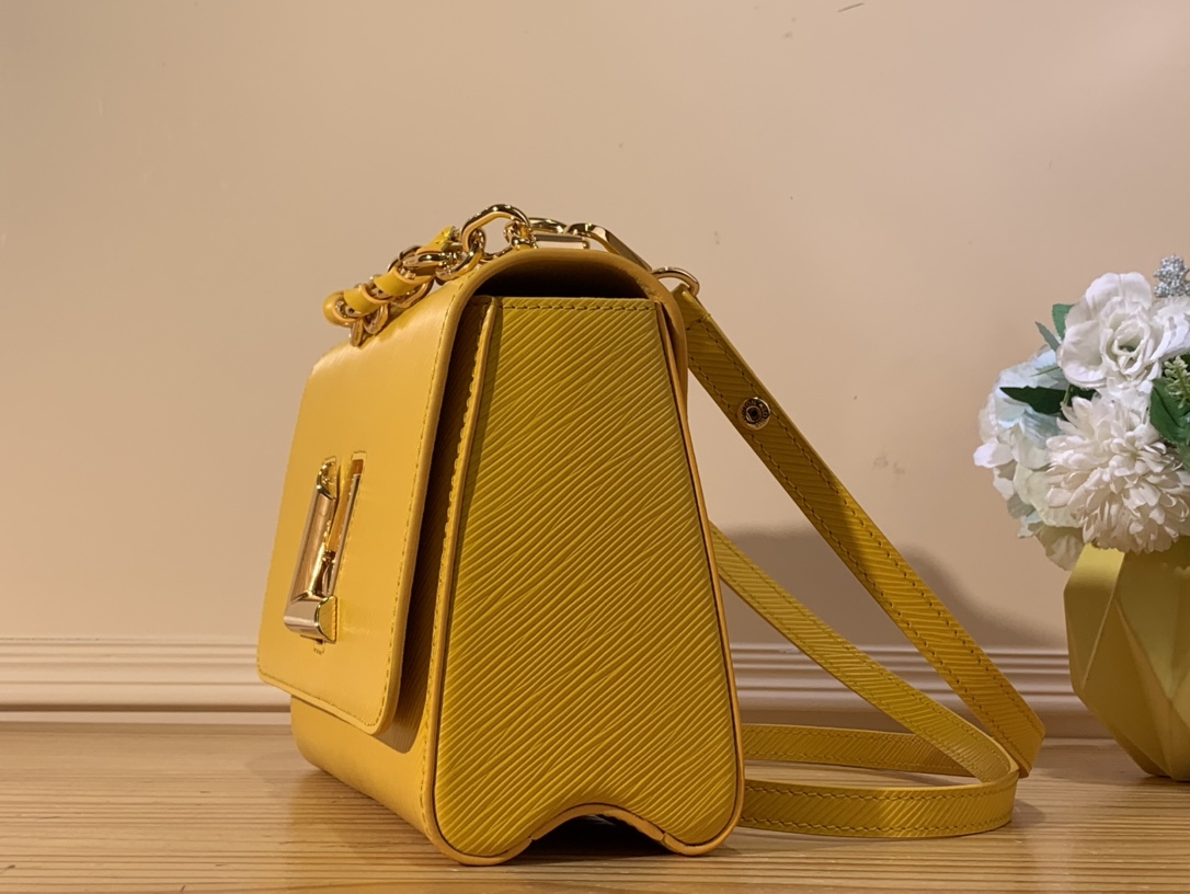Bagsaaa L0vis Vvtt0n Twist MM Bag Yellow Epi grained - 23 x 17 x 9.5 cm
