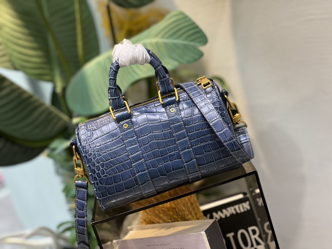 Bagsaaa L0vis Vvtt0n Keepall XS Crocodilian leather - 21 x 12 x 9 cm
