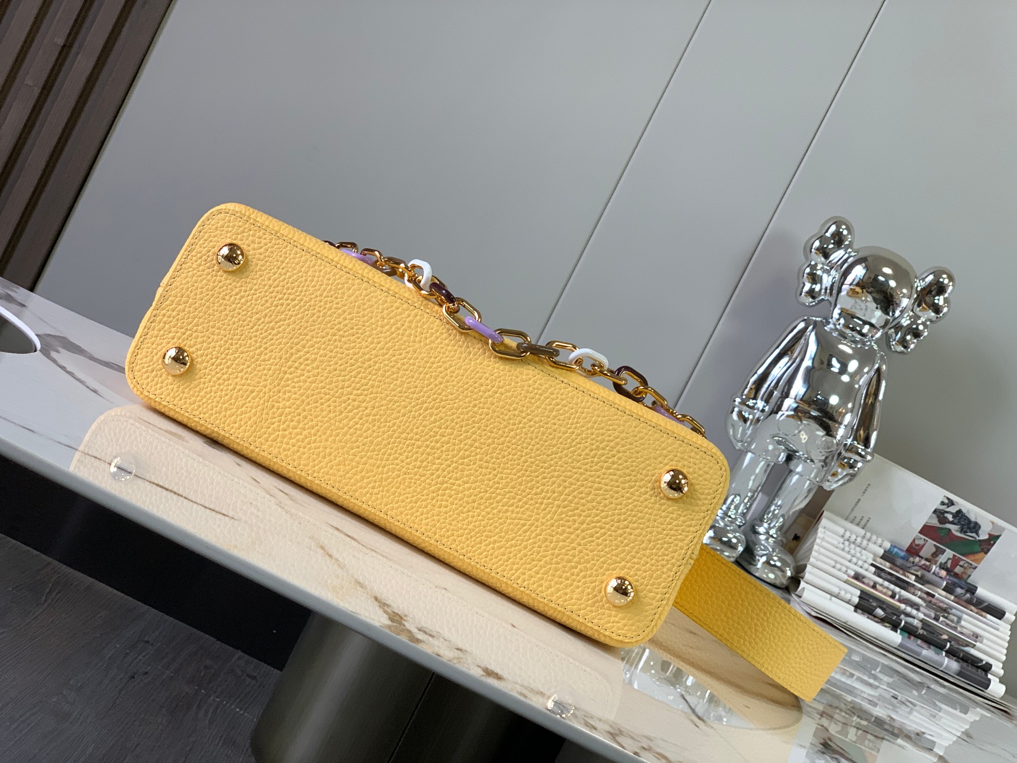 Bagsaaa L0vis Vvtt0n Capucines MM Bag Yellow Taurillon leather With Chain Strap - 31.5 x 20 x 11 cm
