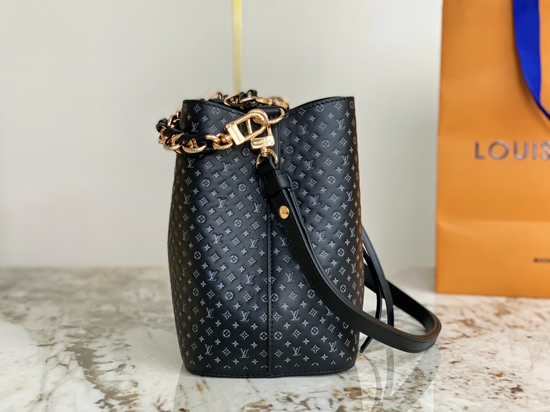 Bagsaaa L0vis Vvtt0n Neonoe BB Black Calfskin - 20 x 20 x 13 cm