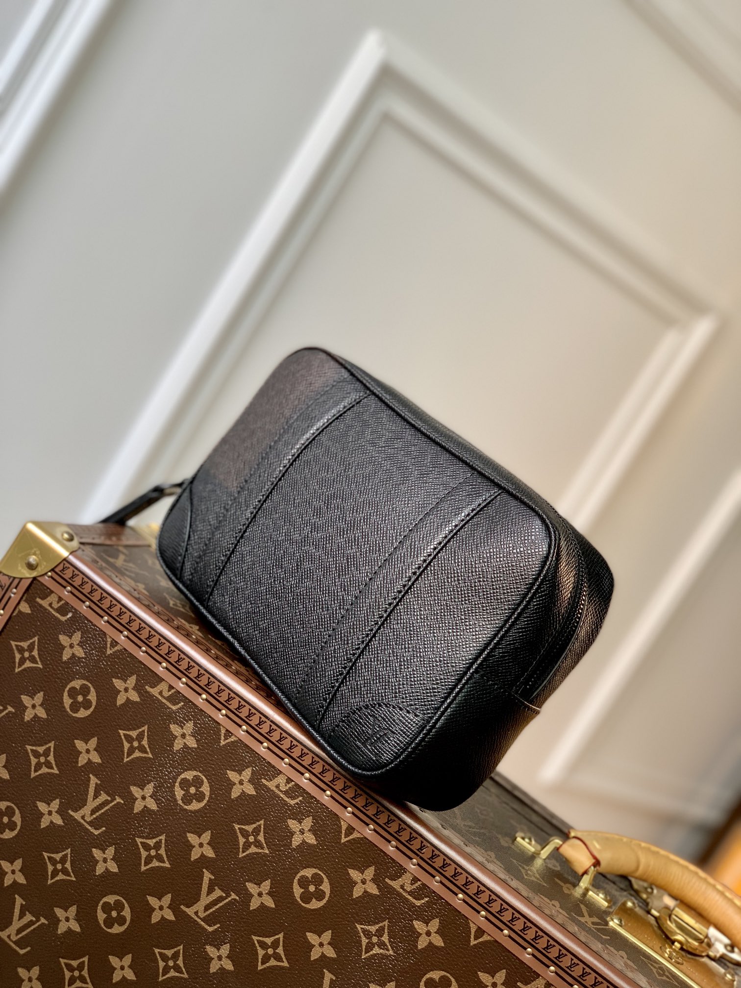 Bagsaaa L0vis Vvtt0n Pochette Kasai All Black - 25 x 15.5 x 6.5 cm