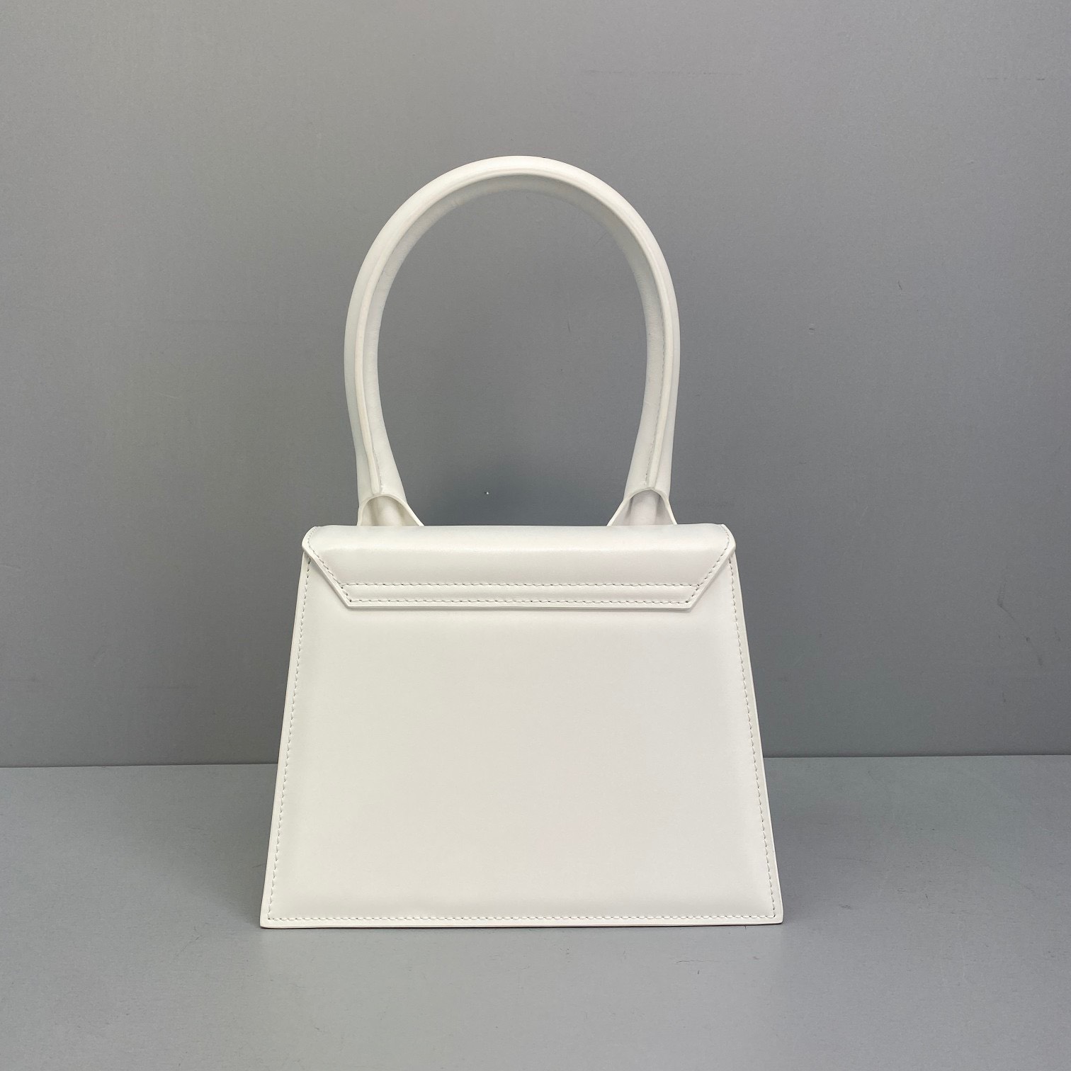 Bagsaaa Jacquemus Le Grand Chiquito White Leather - 22x18cm