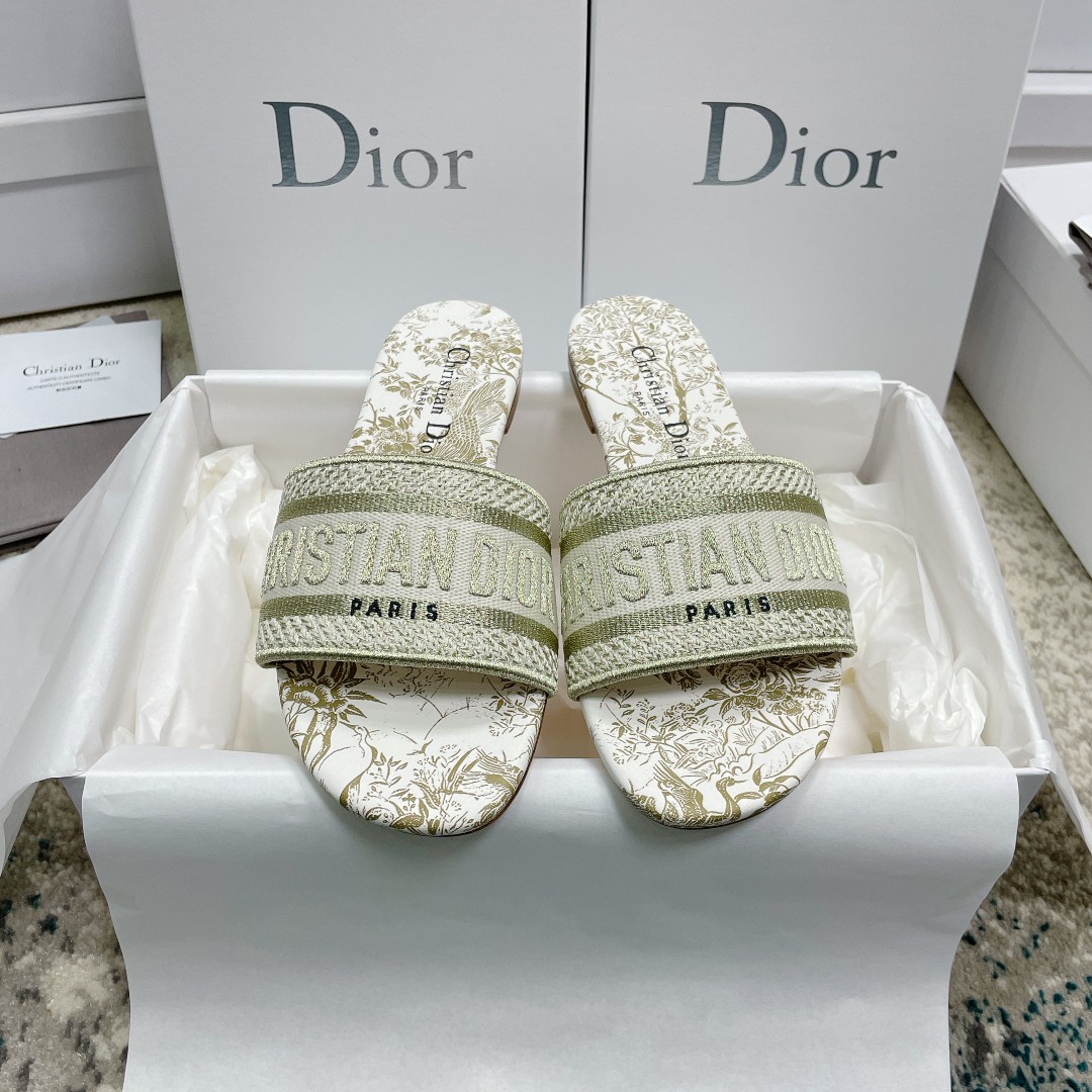 Bagsaaa D10r Dway Slides Gold Embroidery