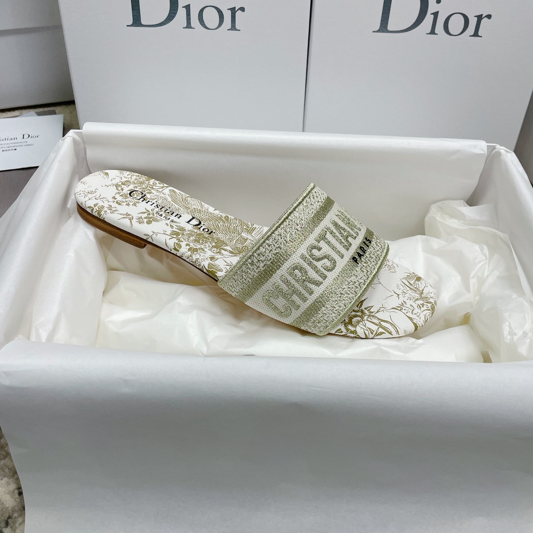 Bagsaaa D10r Dway Slides Gold Embroidery