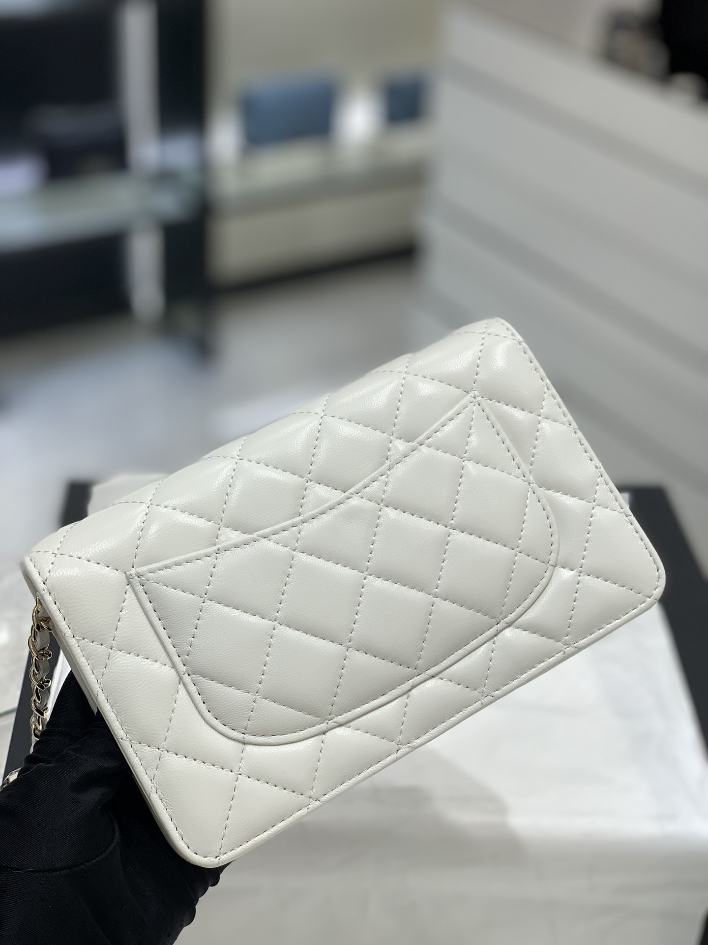 Bagsaaa Ch**el WOC Lambskin Leather With Ball Charm Strap White - 19-3.5-12cm