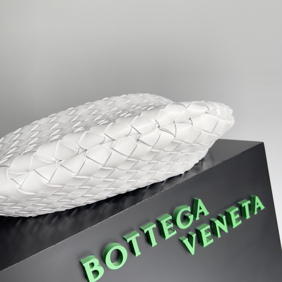 Bagsaaa B0tt*ga Ven*ta Sardine Top Handle White Bag - 36*3*24cm