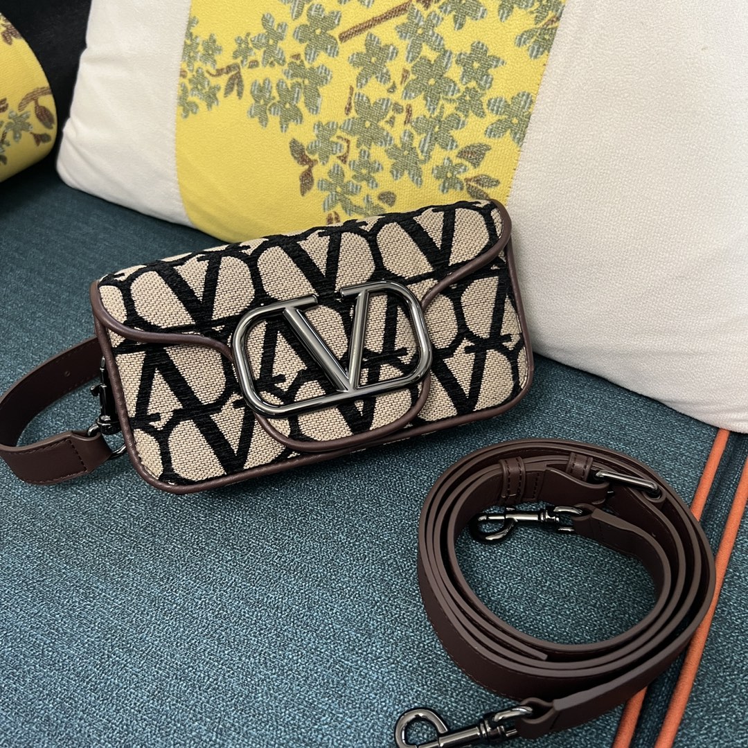 Bagsaaa Va1e*ntin0 Garavani Loco Toile Iconographe Brown Crossbody bag - 20 x 11 x 5cm