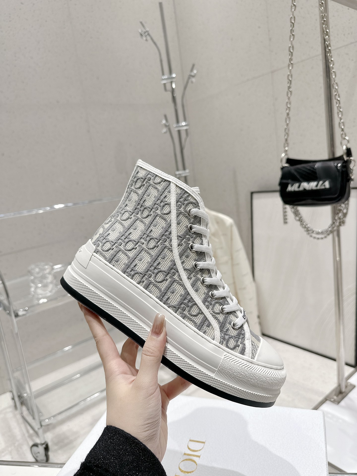 Bagsaaa D10r Walk n D10r High Top Platform Sneaker Grey Oblique