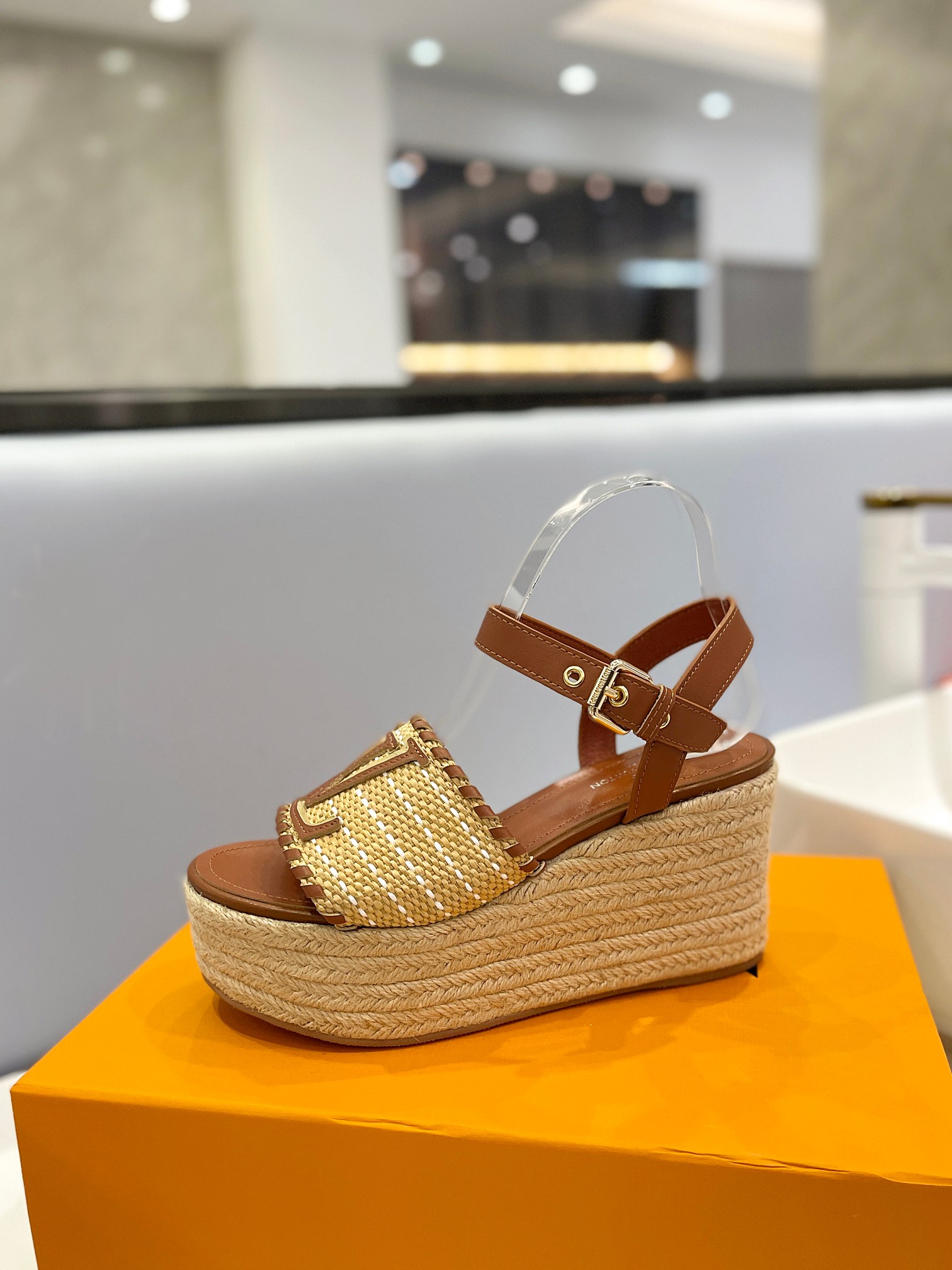 Bagsaaa L0vis Vvtt0n Wedge Sandal LV Logo Brown 