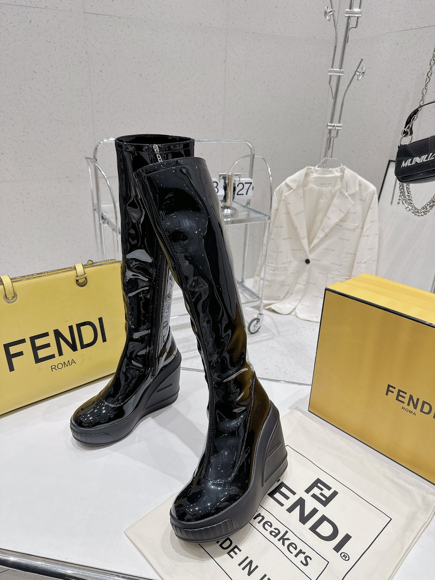Bagsaaa F**di Patent Leather Long Black Boot