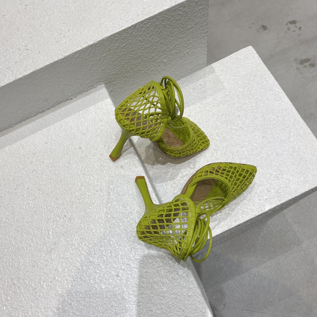 Bagsaaa B0tt*ga Ven*ta Stretch Leather Trimmed Mesh Pumps in Light Green