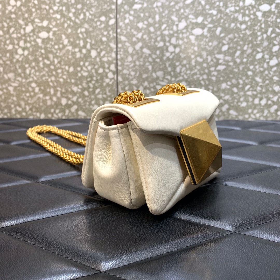 Bagsaaa Va1e*ntin0 Garavani Micro One Stud Nappa White Bag - 11x8x5cm