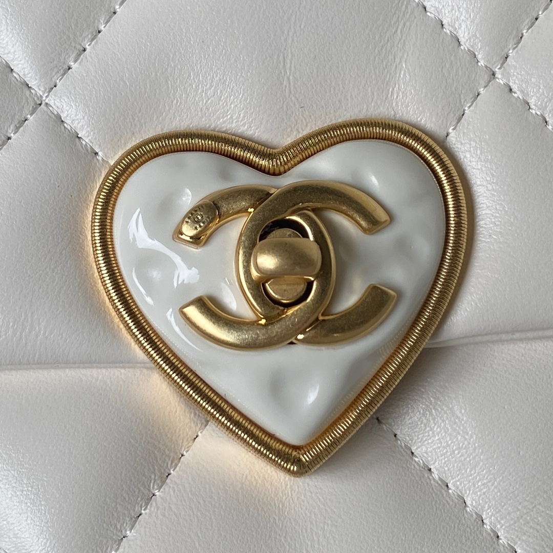 Bagsaaa Ch**el Small Flap Bag Lambskin White - 21X14X7cm