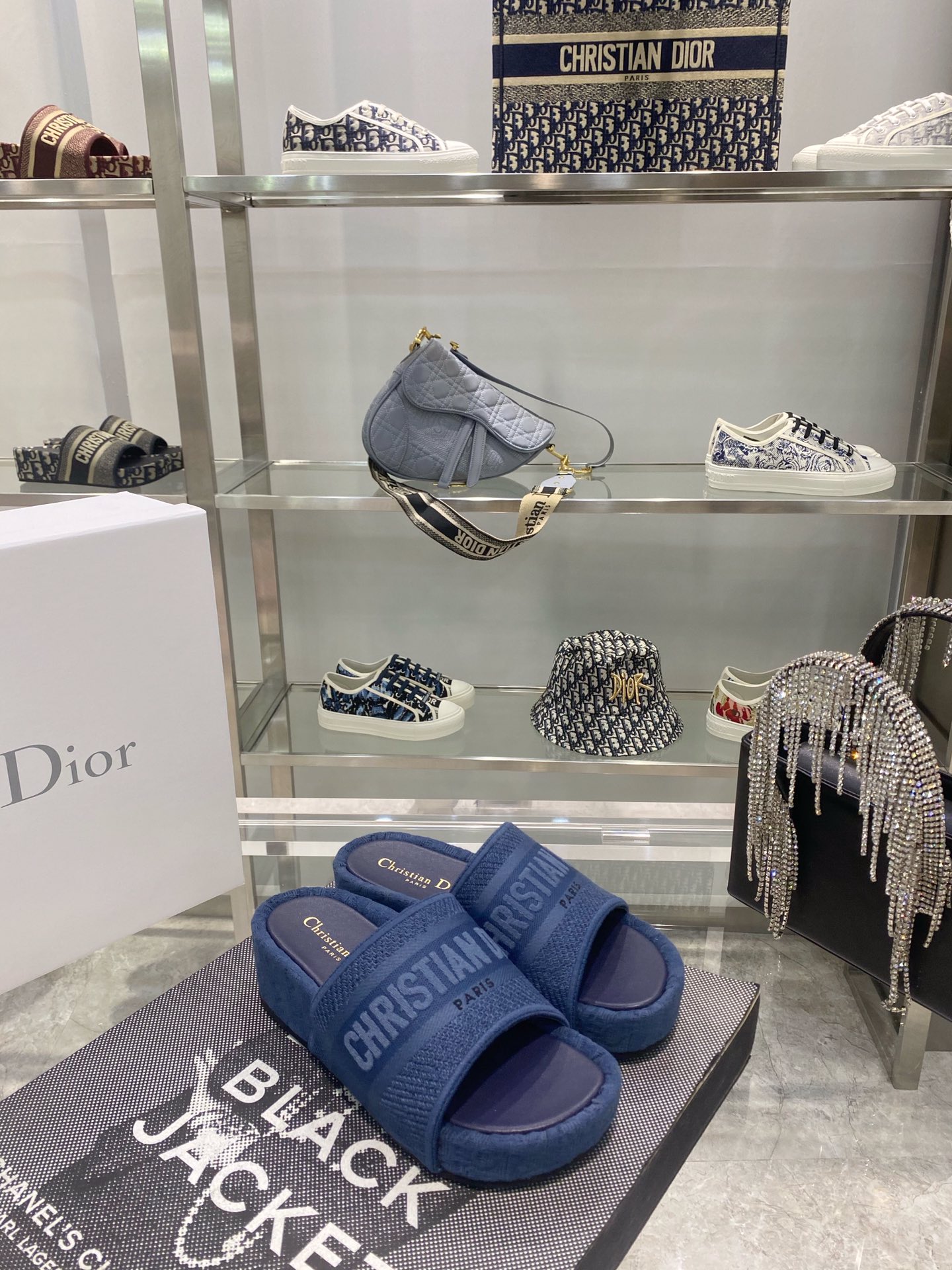 Bagsaa D10r Dway All Blue Sandals 