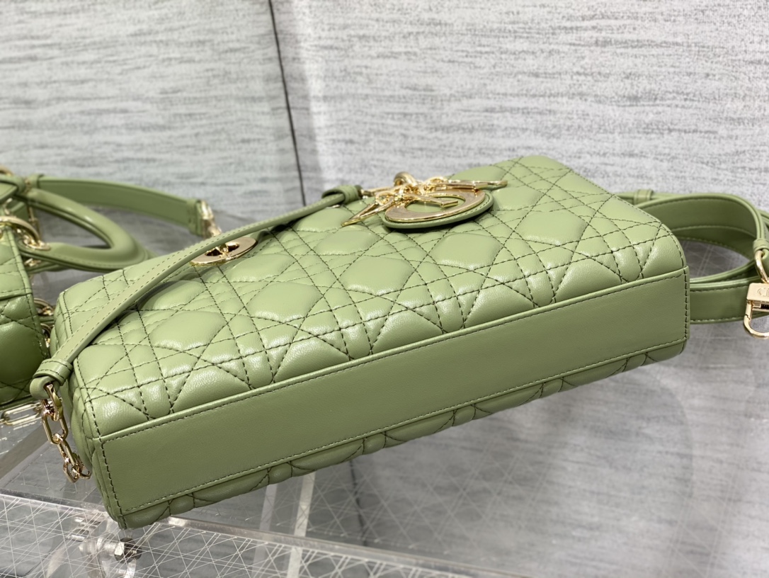 Bagsaaa D10r Lady D - Joy Medium Ethereal Green Bag - 26 x 13.5 x 5 cm