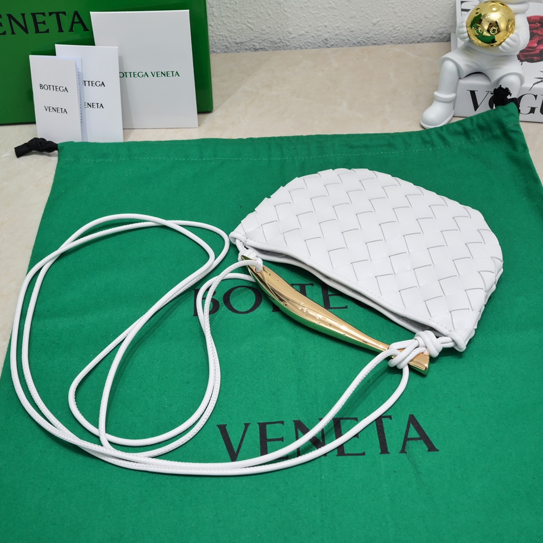 Bagsaaa B0tt*ga Ven*ta Sardine Top Handle White Bag - 20*12*2.5cm