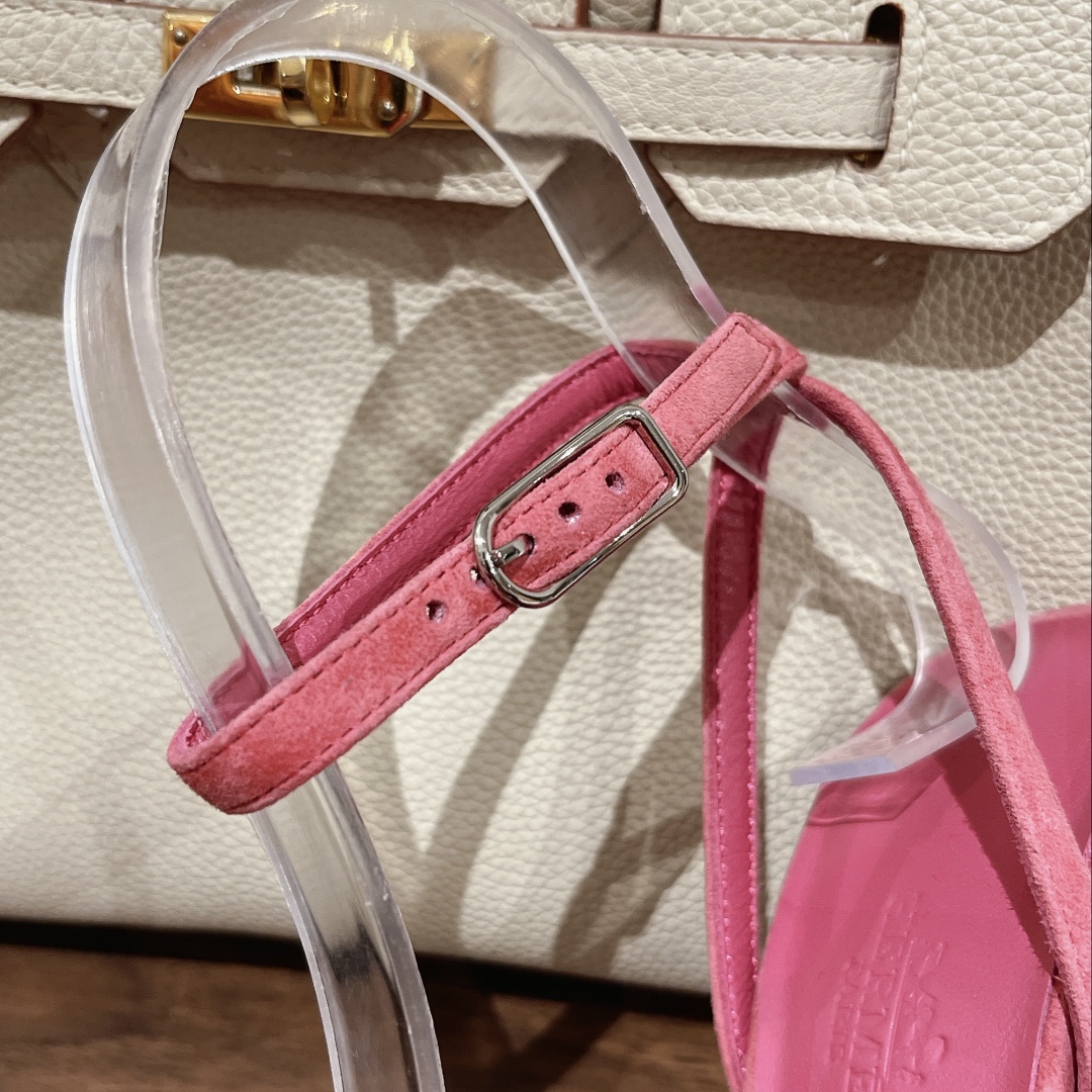 Bagsaaa H**me5 Chaine Dancre Pink Sandals