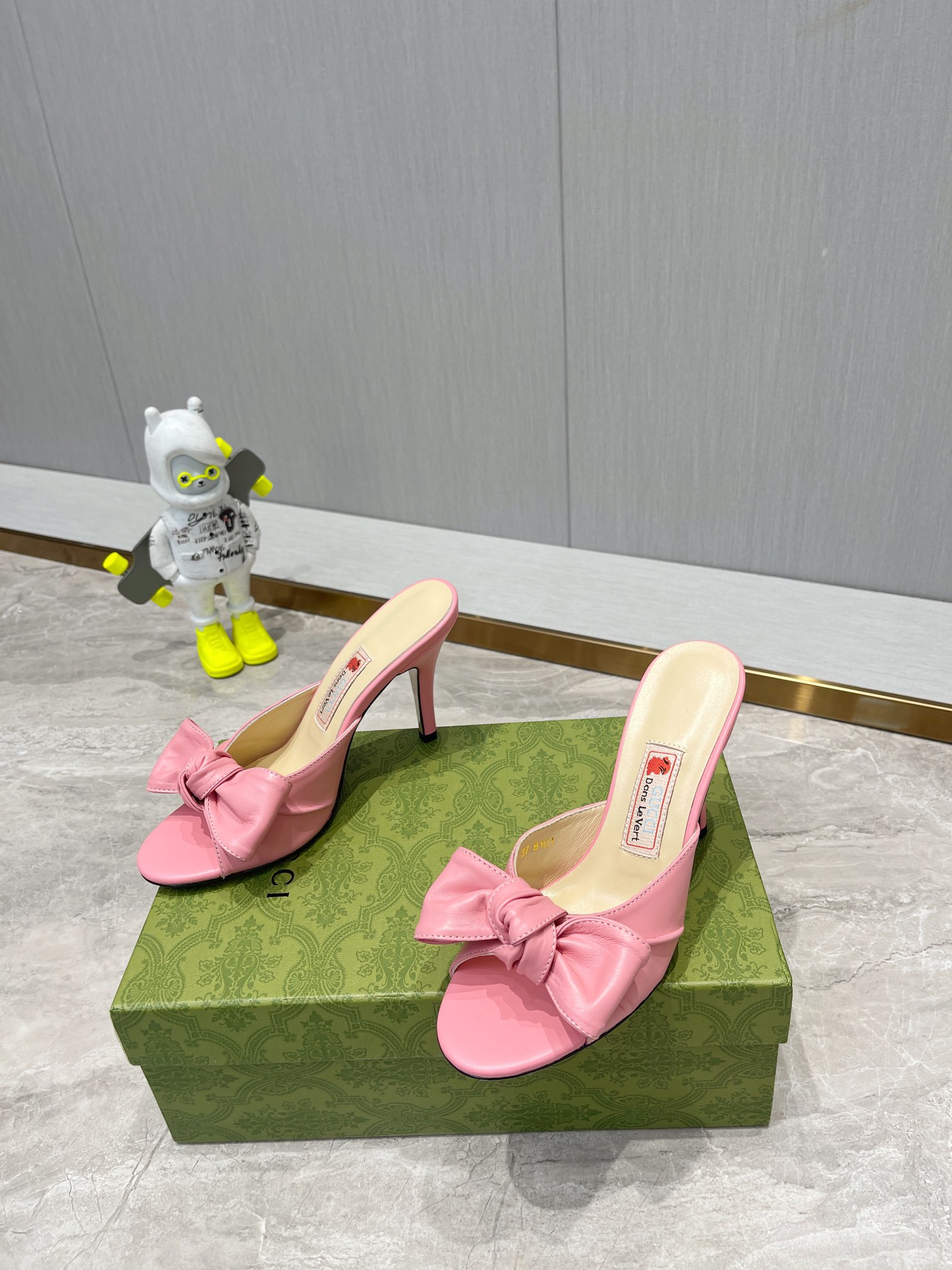 Bagsaaa Gvc*1 Leather Pink Mules