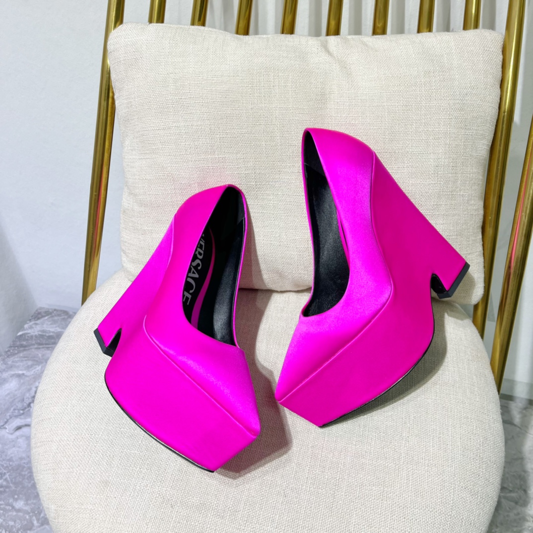 Bagsaaa Versace Pink Heel