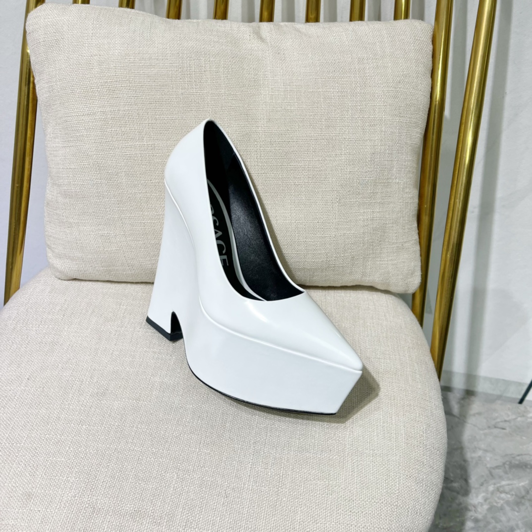 Bagsaaa Versace White Leather Heel