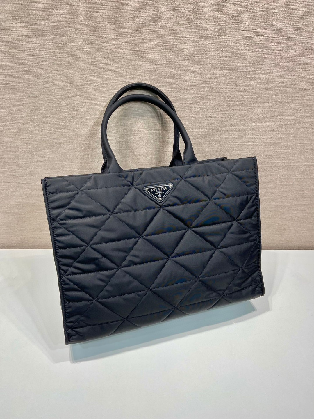 Bagsaaa Pra*a Re-Nylon shopping bag with topstitching - 45*34*15cm