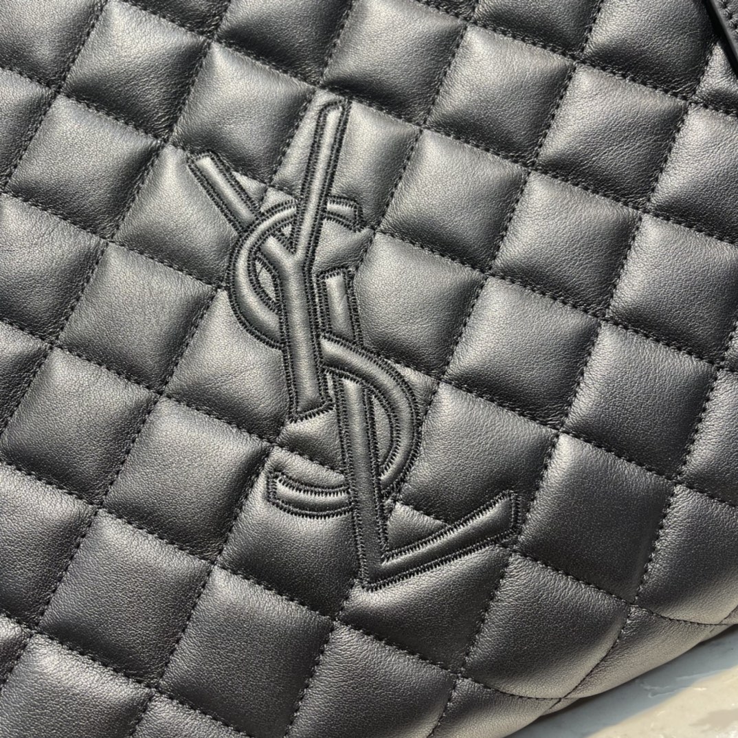 Bagsaaa Y51 Es Giant Travel Bag In Quilted Leather - 56x19x50cm