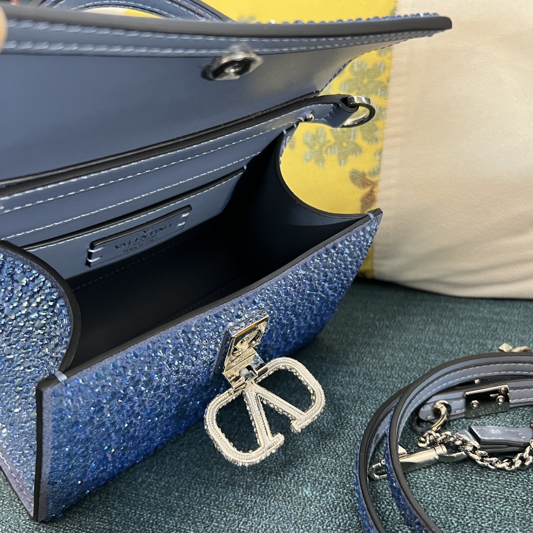 Bagsaaa Va1e*ntin0 Vsling Mini Handbag With Sparkling Embroidery Blue - W19xH13xD9
