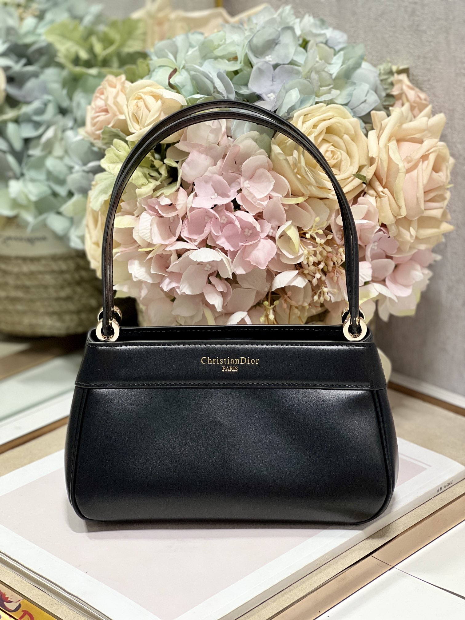 Bagsaaa D10r Small Key Black Box Calfskin Bag - 22 x 12.5 x 12cm