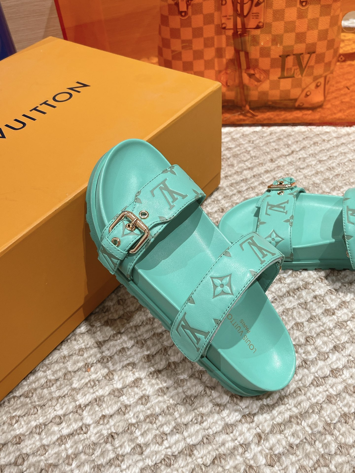Bagsaaa L0vis Vvtt0n Bom Dia Flat Comfort Mule Vert d