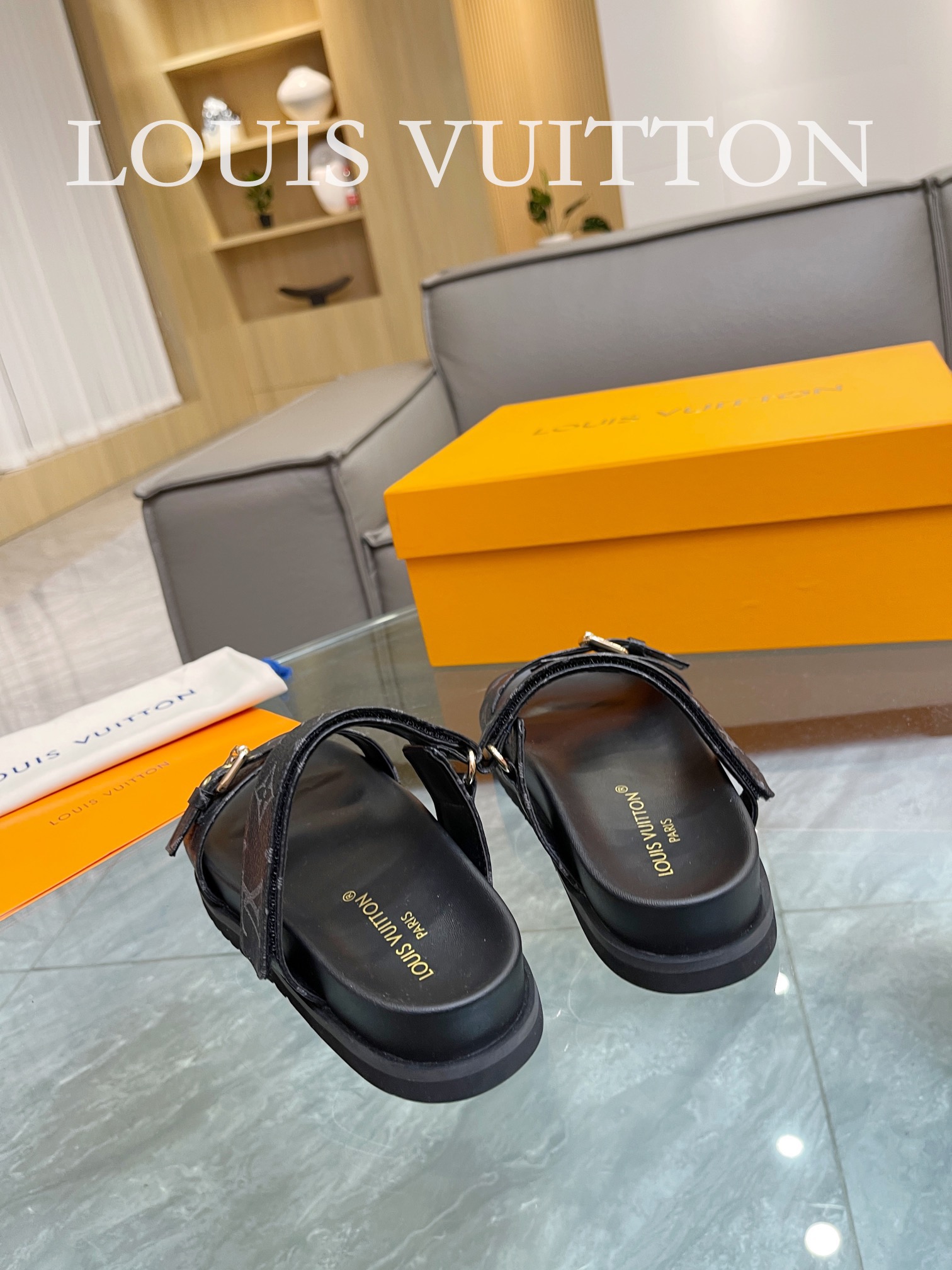 Bagsaaa L0vis Vvtt0n Bom Dia Flat Comfort Mule Monogram Black