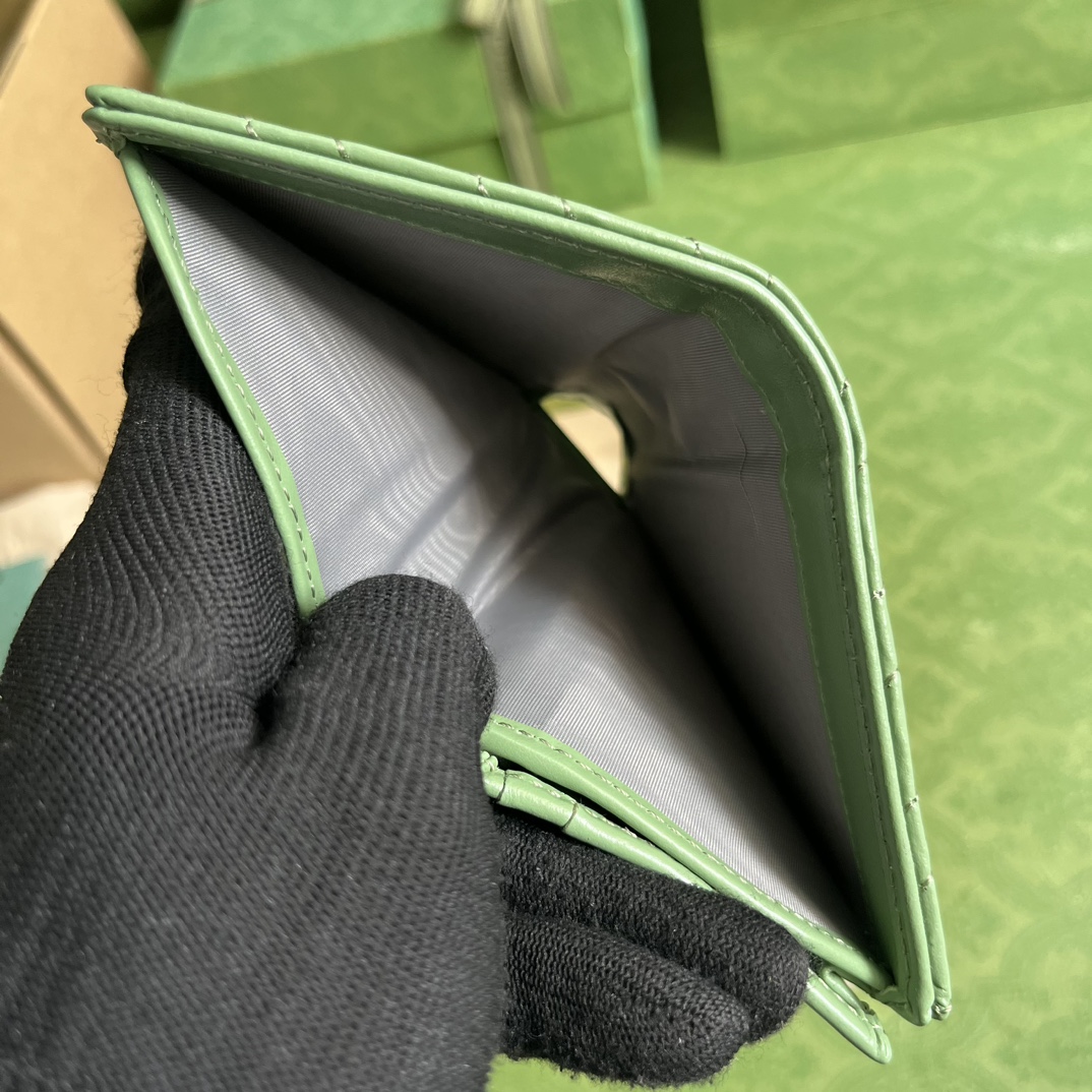 Bagsaaa Gvc*1 GG Marmont matelassé card case wallet sage green - 11 x 8.5 x 3cm