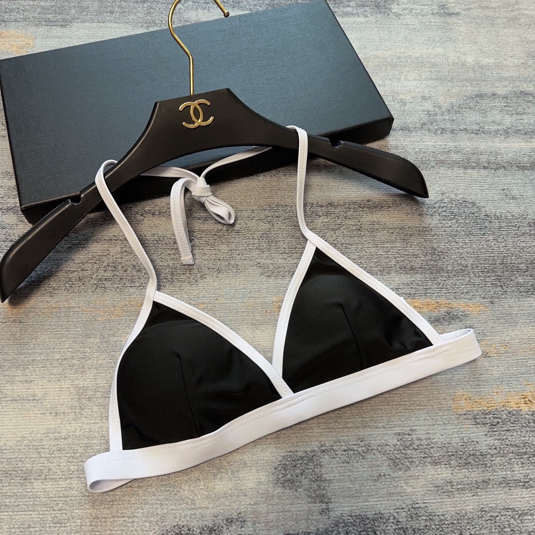 Bagsaaa Pra*a Bikini 