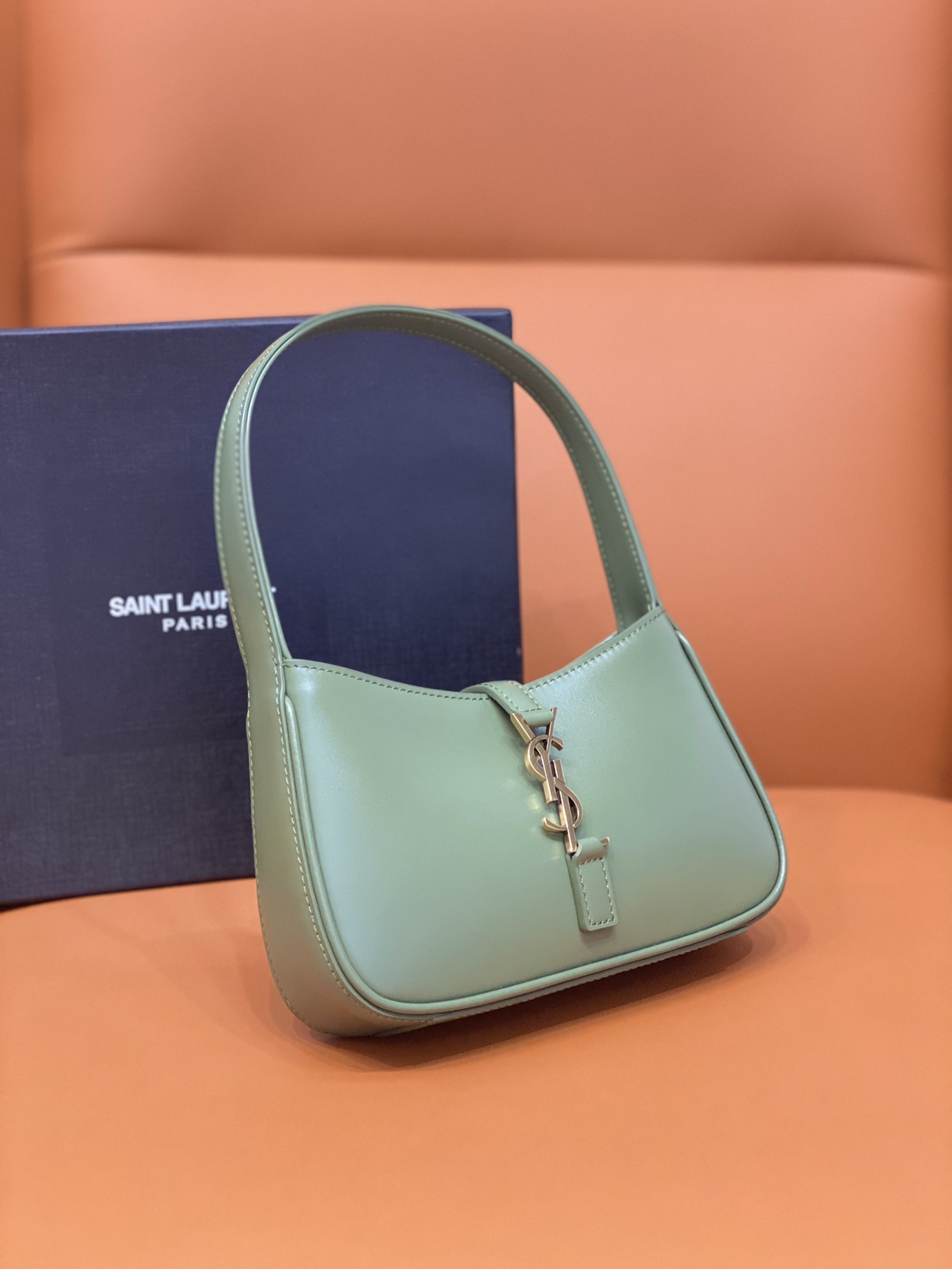 Bagsaaa Y51 LE 5 À 7 Mini in green smooth leather - 19x11.5x4.5cm
