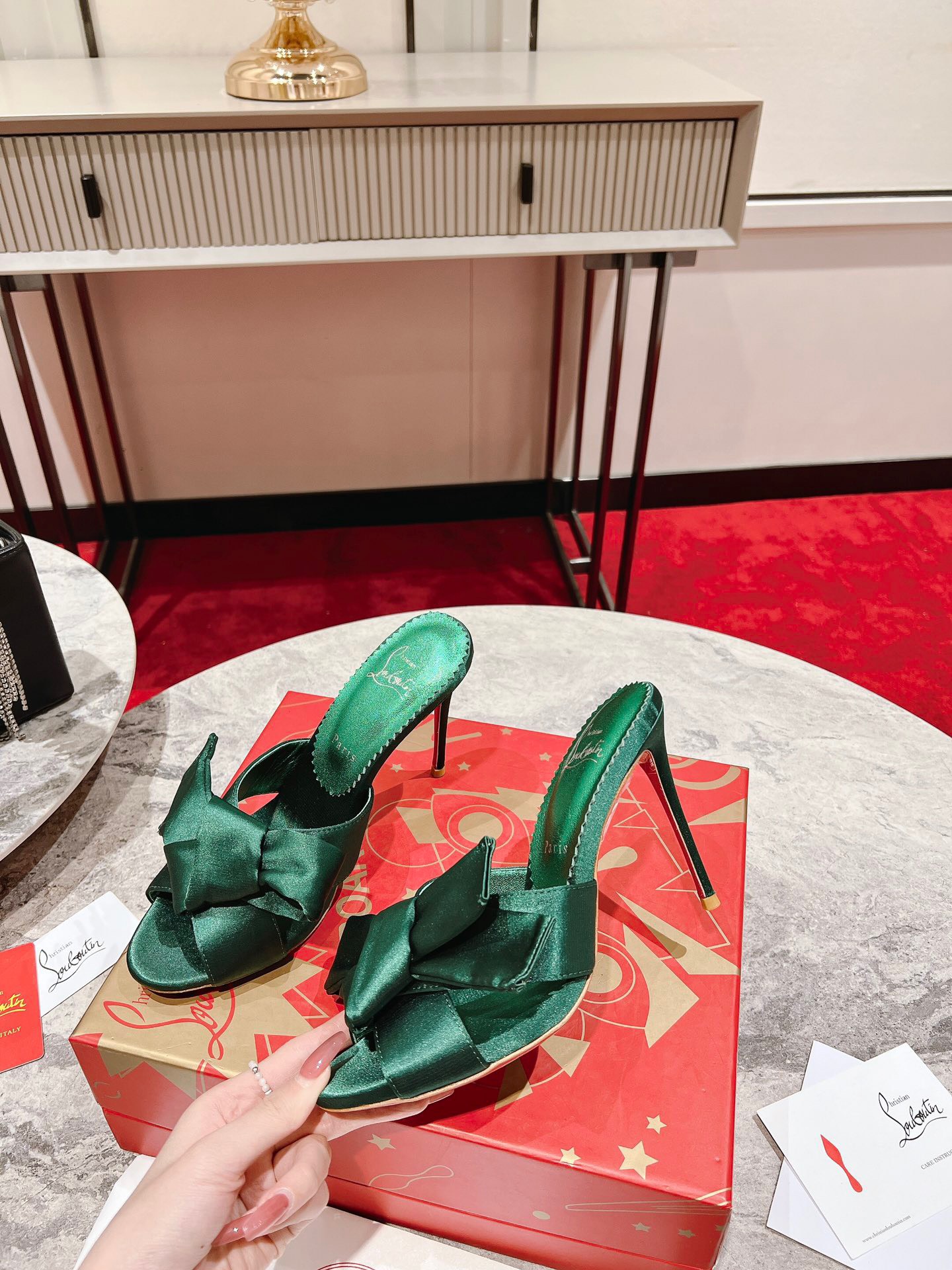 Bagsaaa Chr1st1an Louboutin Matricia Mules 