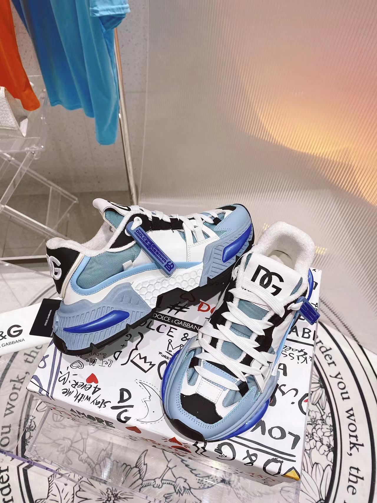 Bagsaaa Dolce & Gabbana Mixed Material Air Master Blue Sneakers 