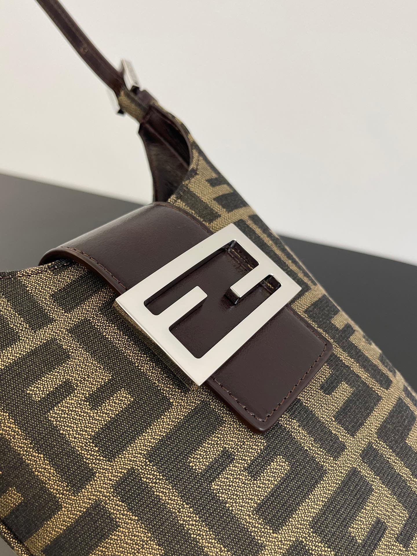Bagsaaa F**di Hobo Zucca Mini Bag - 21*10*14cm