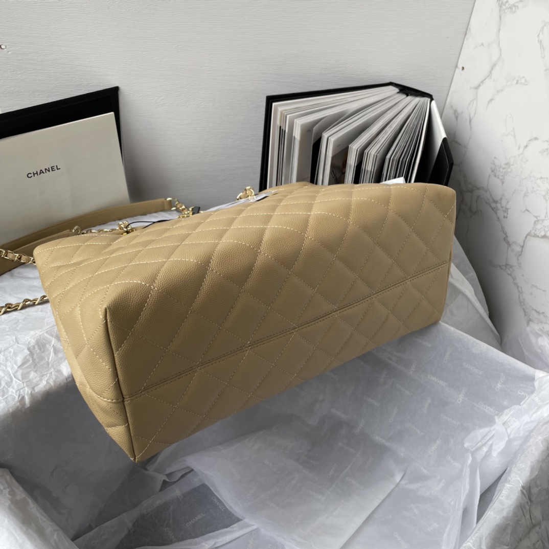 Bagsaaa Ch**el Beige Quilted Caviar Tote - 31*23*14cm
