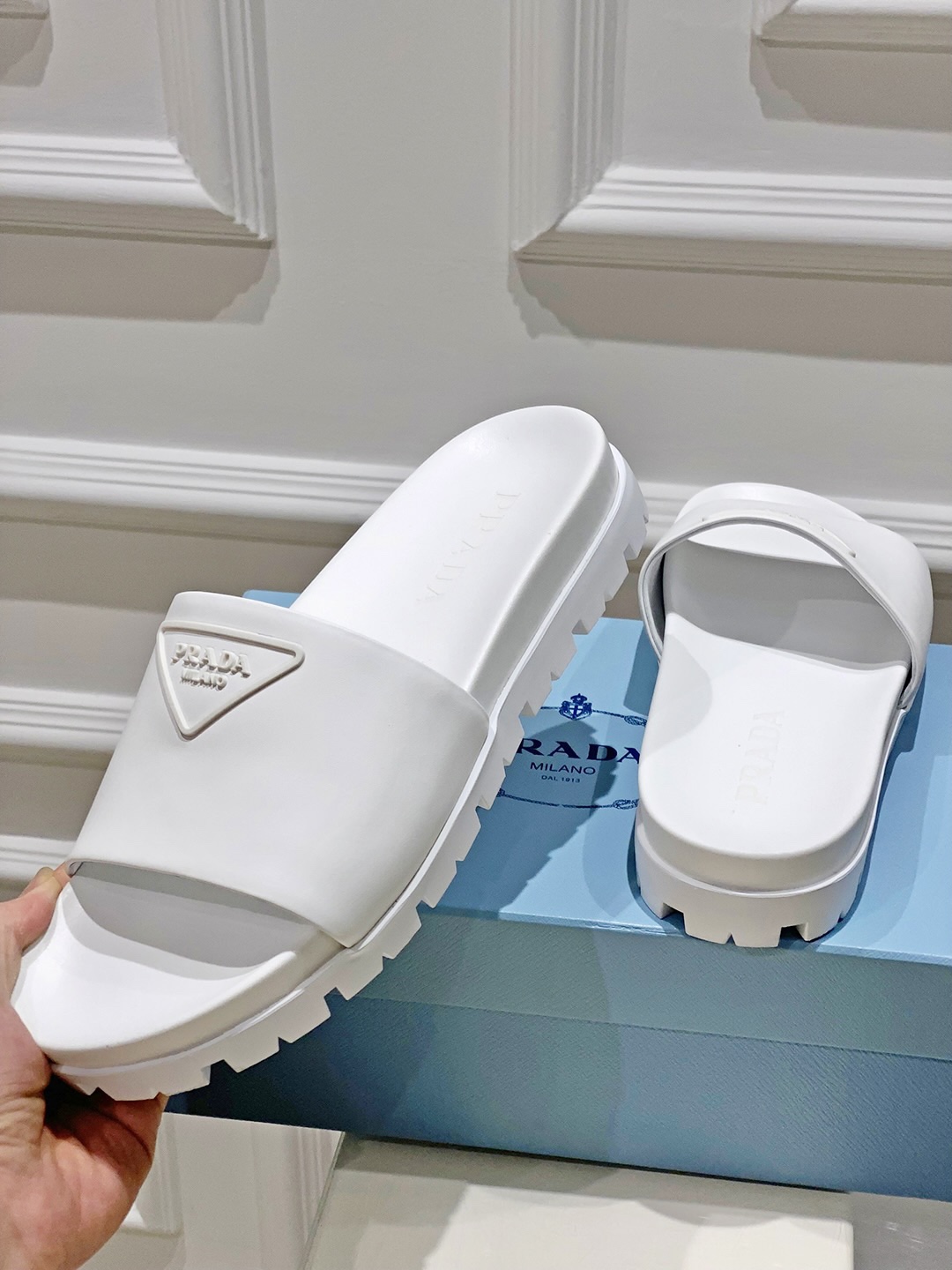 Bagsaaa Pra*a White Rubber Slides 