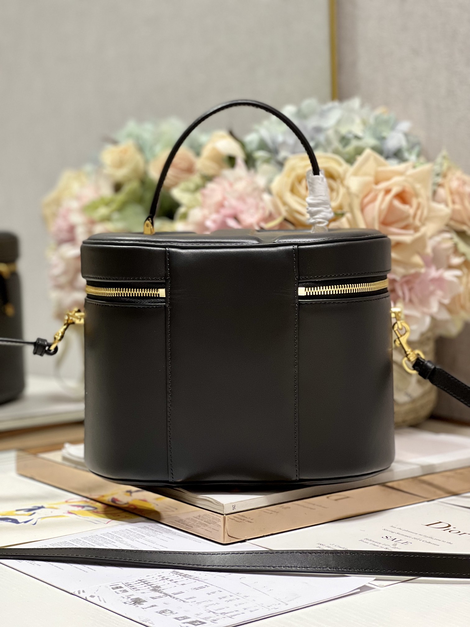 Bagsaaa D10r CD Signature Vanity Case Black Leather - 24*14*18cm
