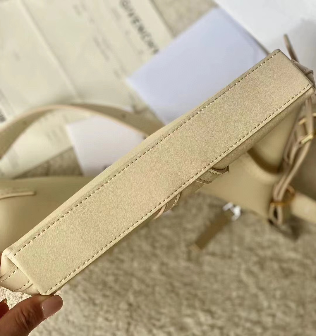 Bagsaaa Givenchy Beige Voyou Shoulder Bag - 24*18*3.5cm