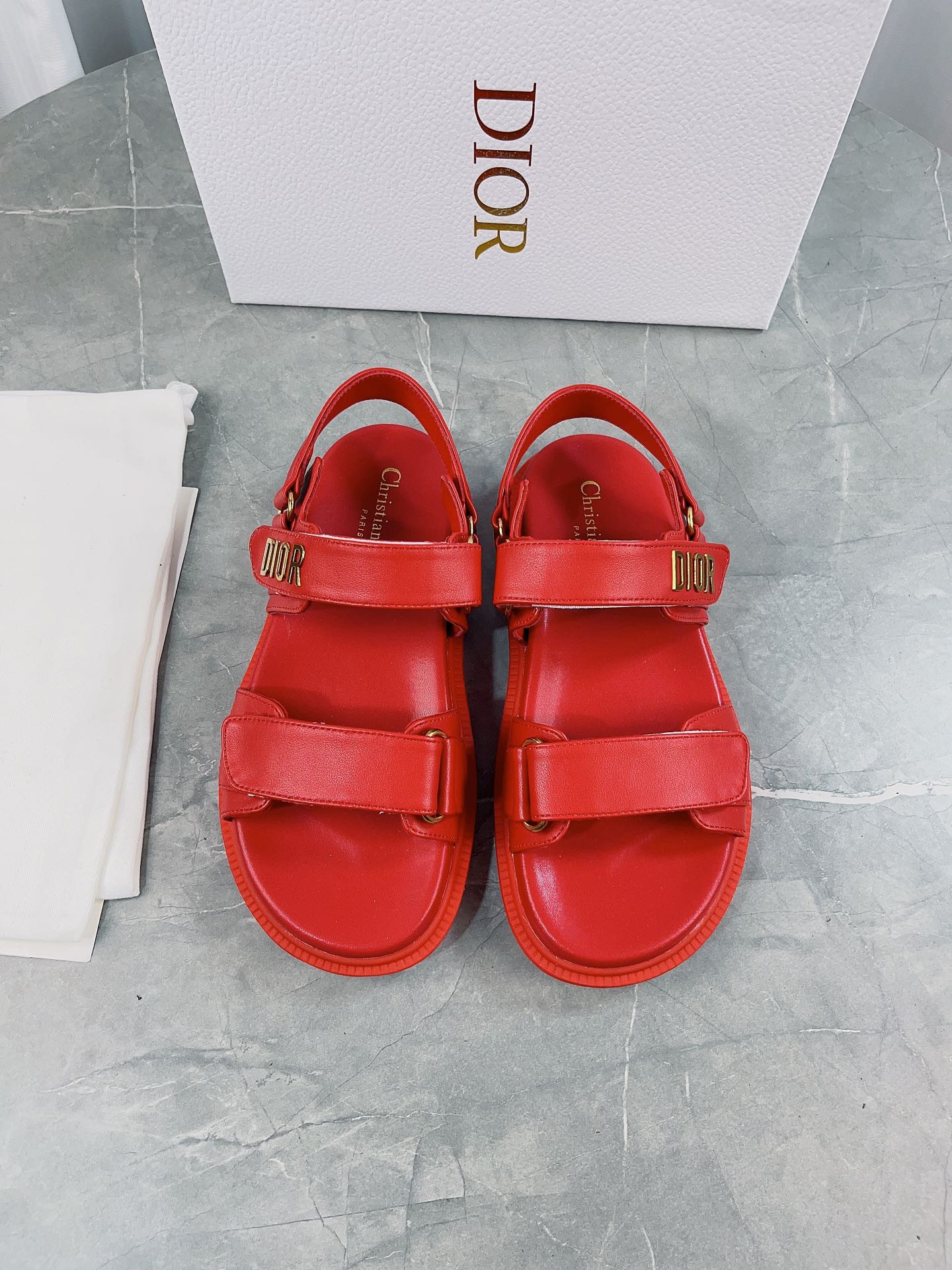 Bagsaaa D10r act sandal lambskin leather
