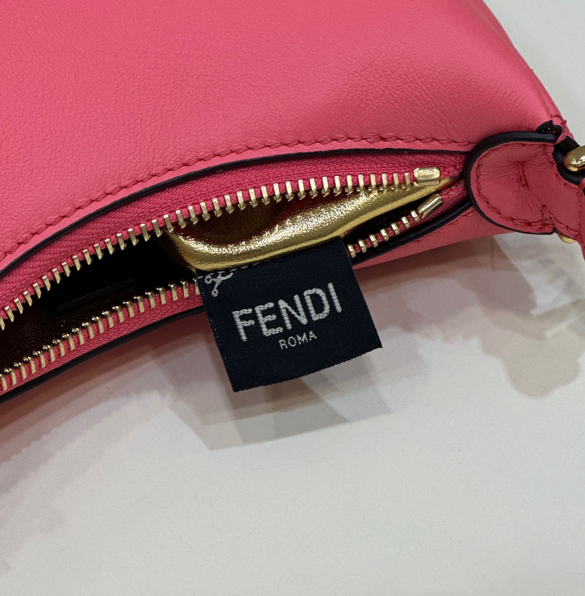 Bagsaaa F**di Nano Graphy In Pink - 16.5x14x5cm