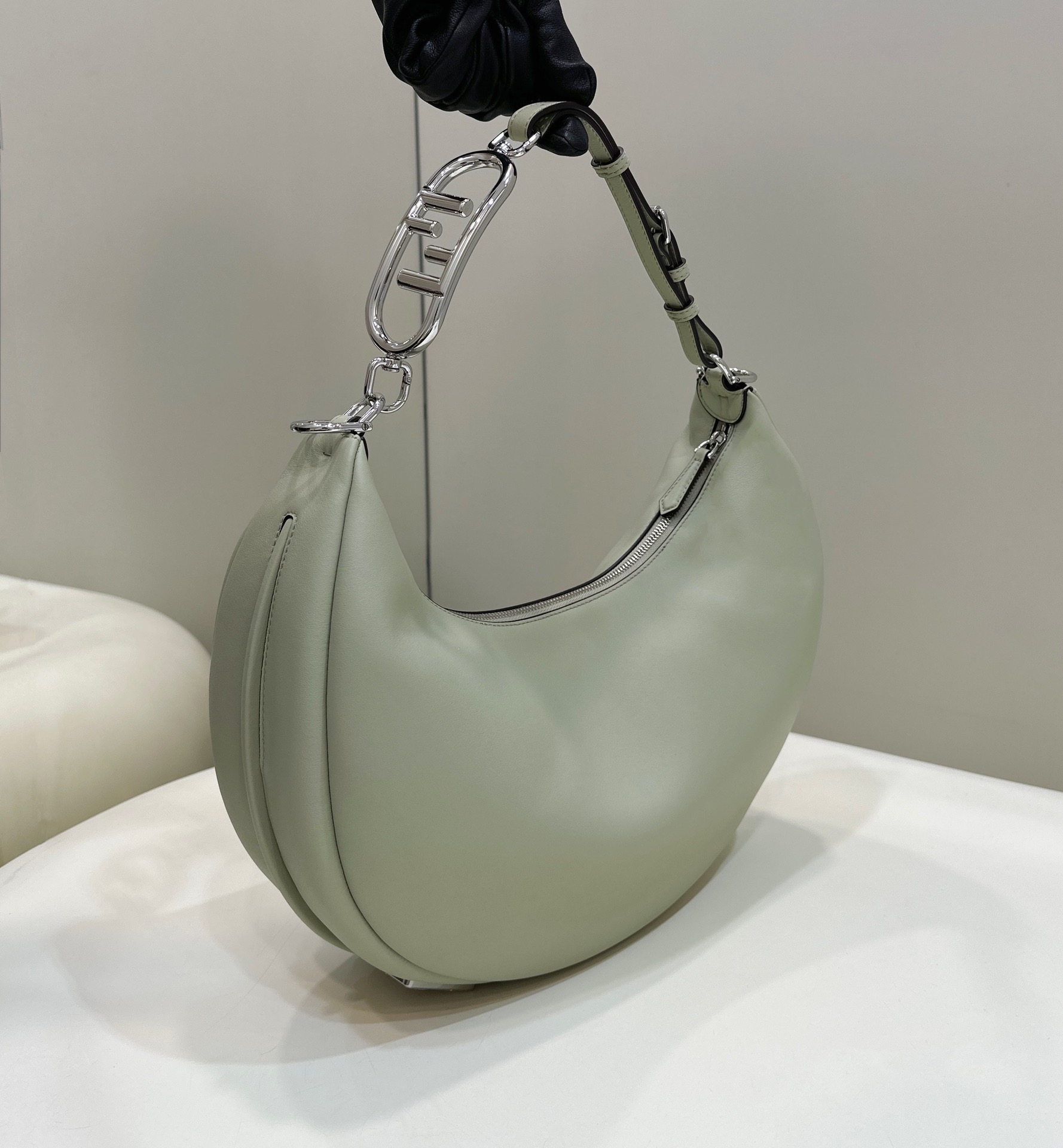 Bagsaaa F**di Medium Graphy In Green Leather Bag - 36-30-11CM
