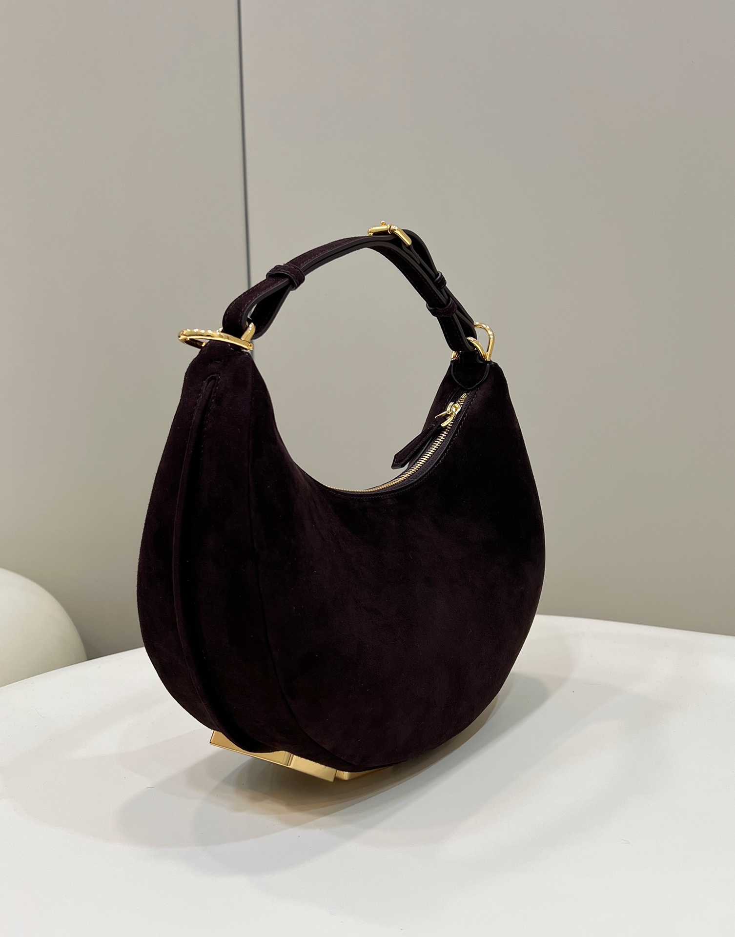 Bagsaaa F**di Small Graphy In Velvet Leather - 10×29×24.5cm