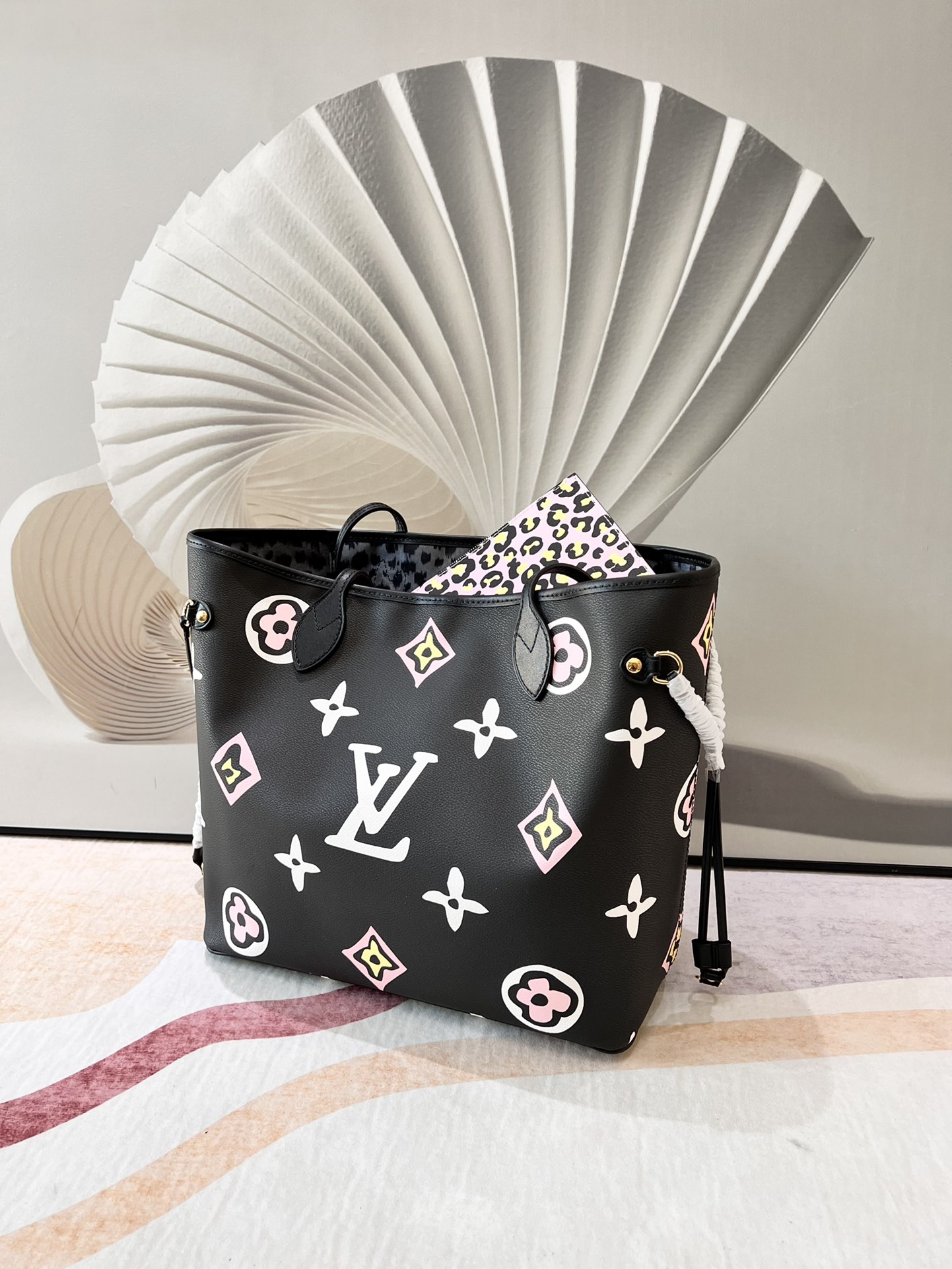 Bagsaaa L0vis Vvtt0n Neverfull MM Wild At Heart Black - 31x28x14cm