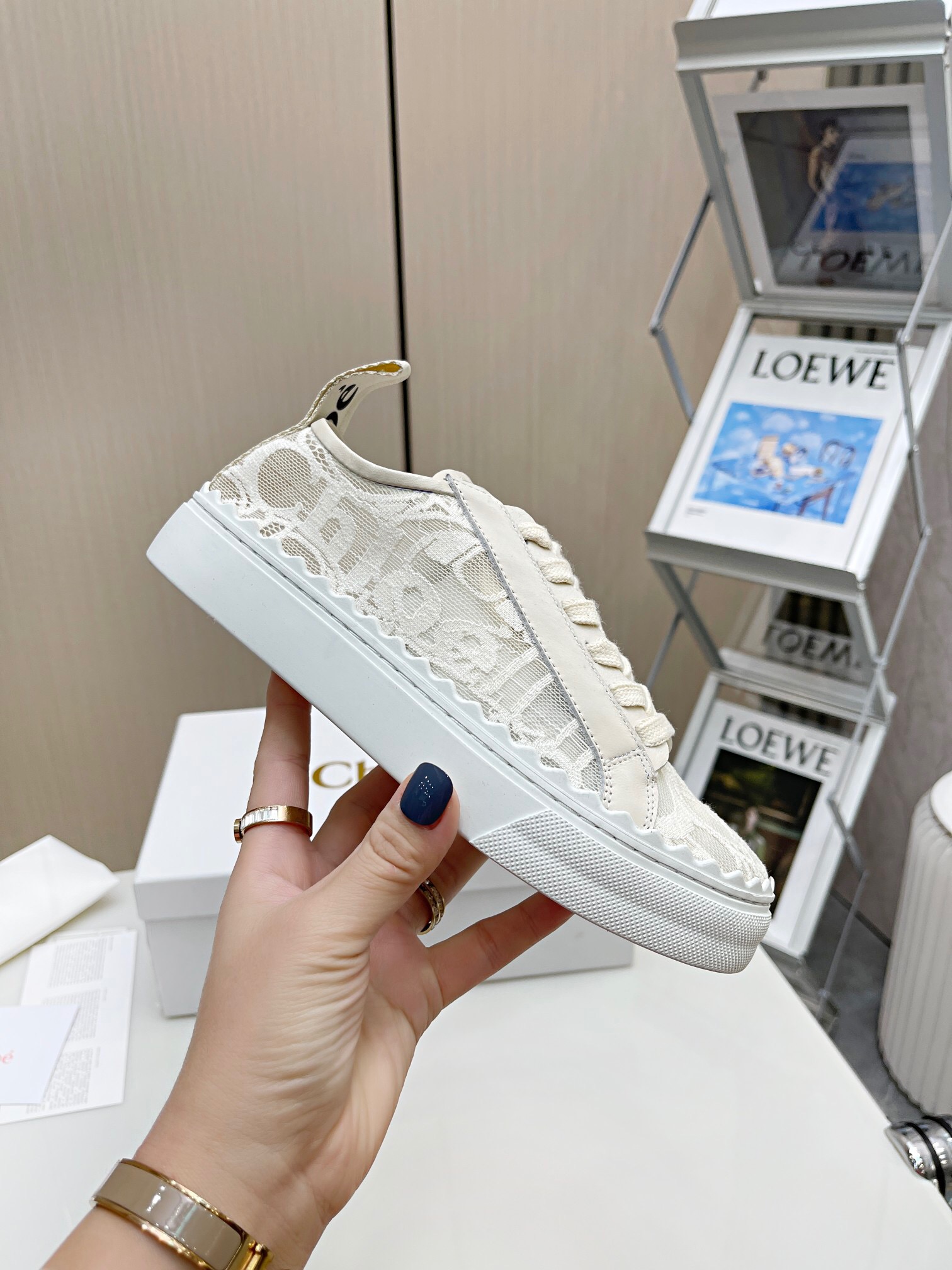 Bagsaaa Chloe Lauren Sneakers Mild Beige 