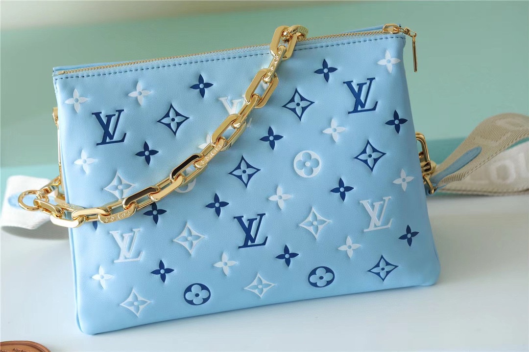 Bagsaaa L0vis Vvtt0n Coussin PM Tricolor Blue Lambskin - 26 x 20 x 12
