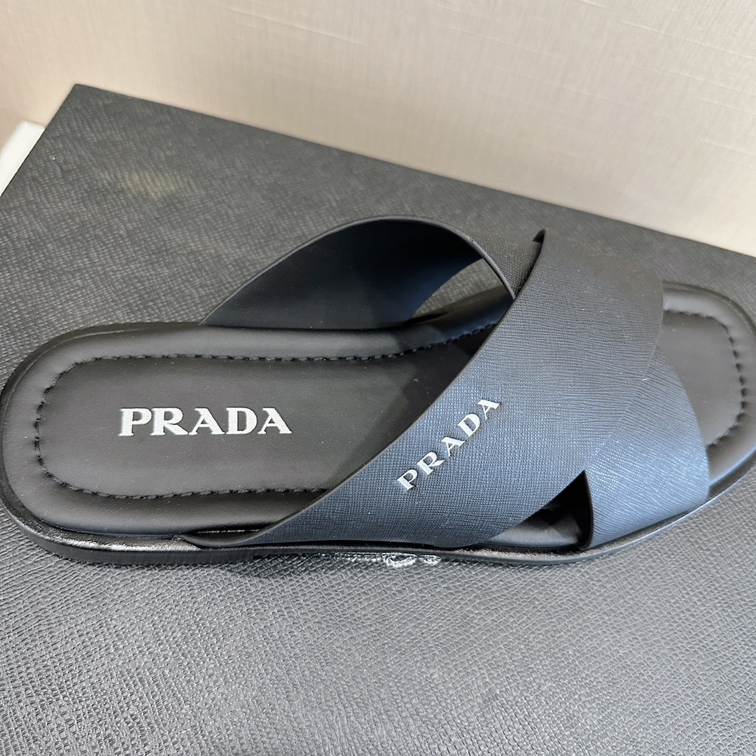 Bagsaaa Pra*a Black Smooth Leather Slides 