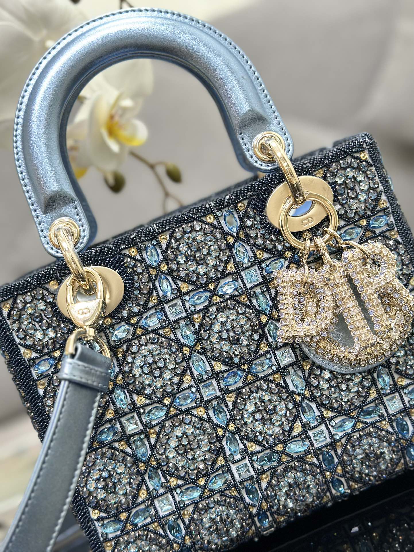 Bagsaaa D10r Lady Small Metallic Calfskin and Satin with Celestial Blue Bead Embroidery - 20 x 17 x 8 cm